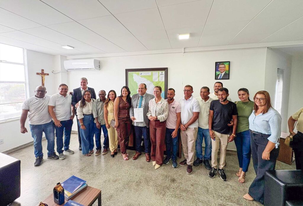 Governo de Sergipe assina ordem de serviço para pavimentação de acesso ao Povoado Maniçoba em Divina Pastora