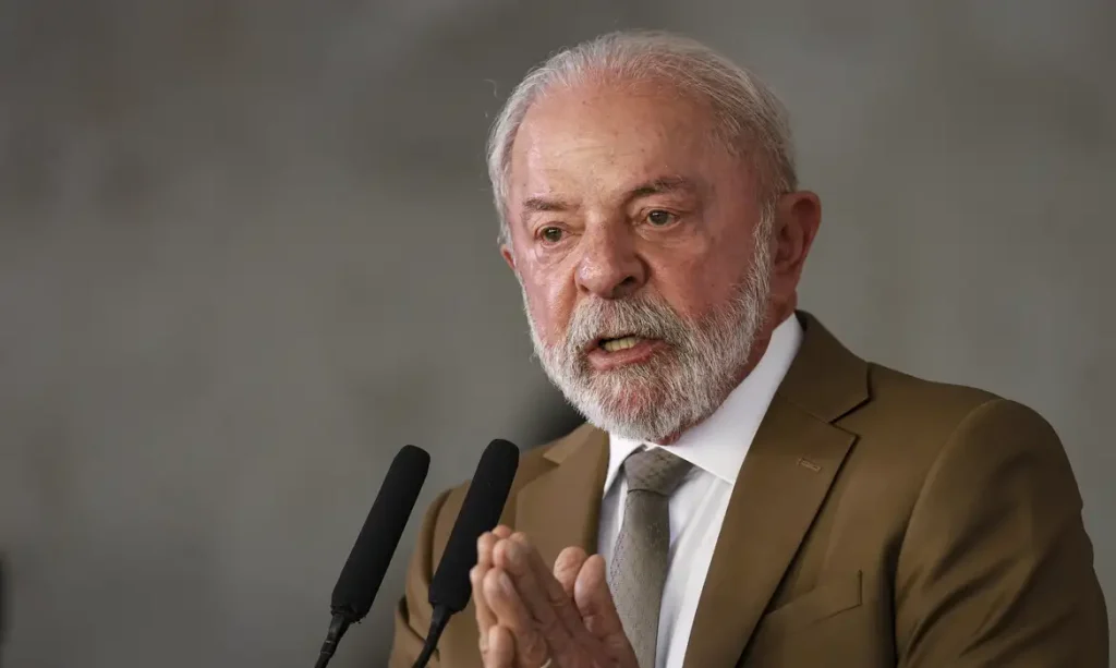Lula visita hospital oncológico interestadual em Lagarto, Sergipe