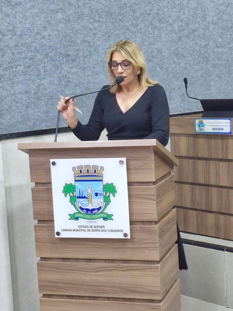 Vereadora Pastora Salete critica falta de transparência e cobra prioridade para mão de obra local em Barra dos Coqueiros