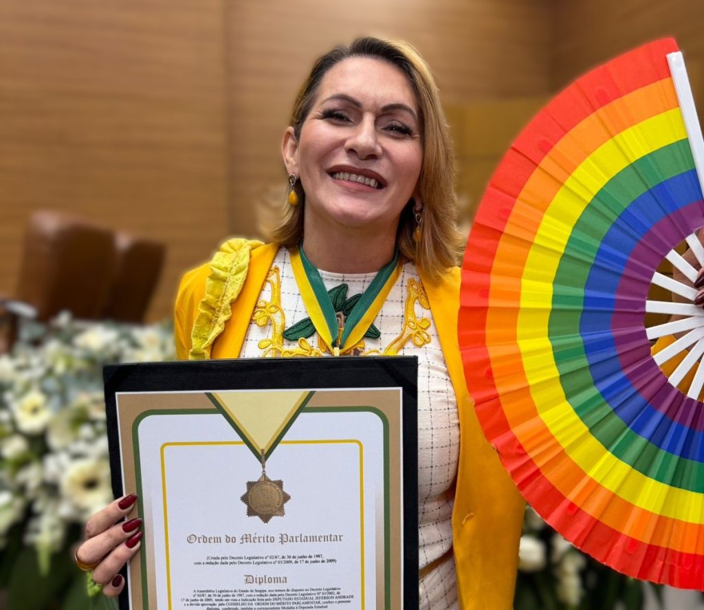 Alese condecora Linda Brasil, 1ª deputada trans eleita em Sergipe