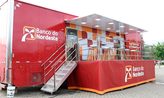 BNB leva crédito para caminhoneiros na Feira de Itabaiana