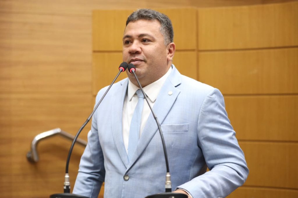 Cavalgada da União reúne multidão em São Domingos e movimenta economia local