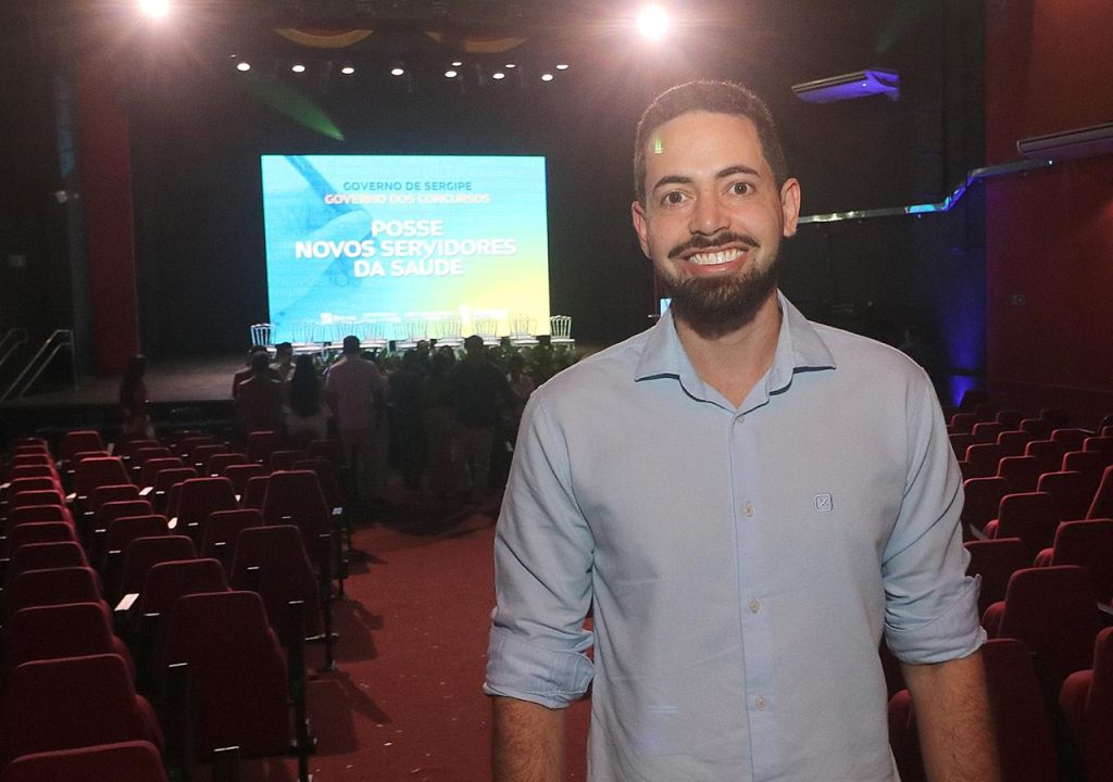 Cerca de 425 novos profissionais da Saúde assumem cargos e fortalecem atendimento em Sergipe
