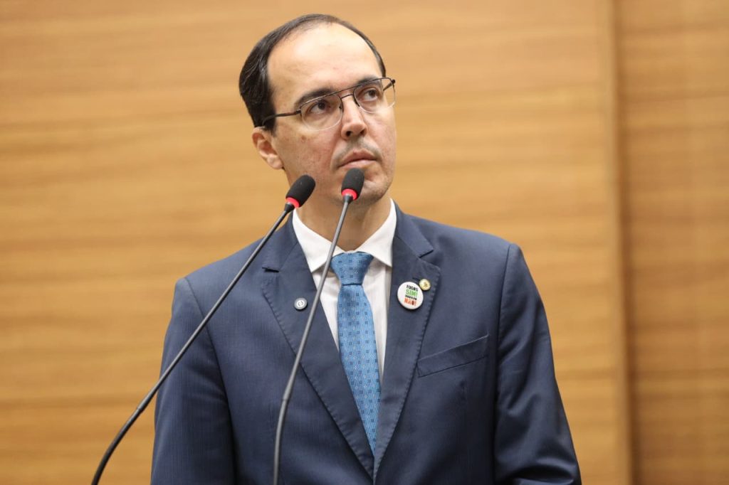 Deputado cobra Iguá por transparência em tarifas de água e esgoto em SE