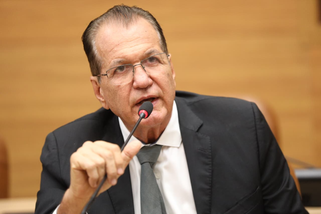 Deputado elogia obras e investimentos do governo de Sergipe na Alese