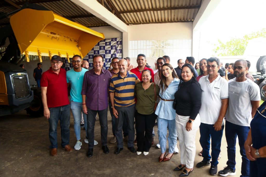 DNOCS entrega 41 máquinas a 13 cidades de Sergipe com R$ 8,6 mi em emendas