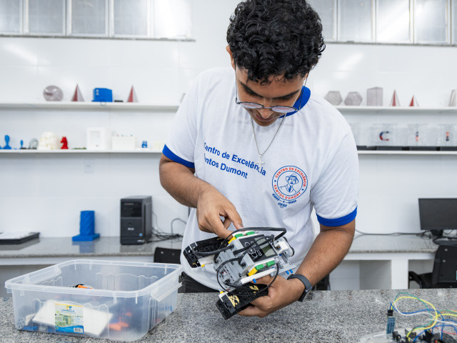 Educação em Sergipe avança com obras, tecnologia e valorização docente