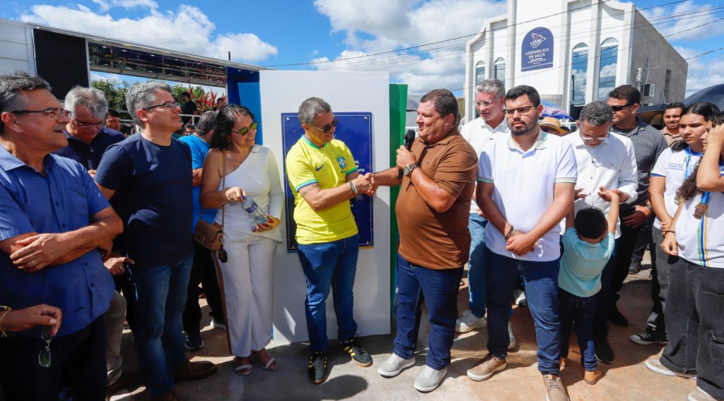 Estado inaugura restauração de rodovias com investimento de R$ 77 mi no sertão