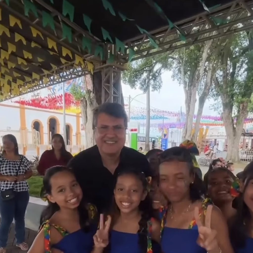 FECUTARTE reúne escolas públicas de Estância em feira de cultura e arte