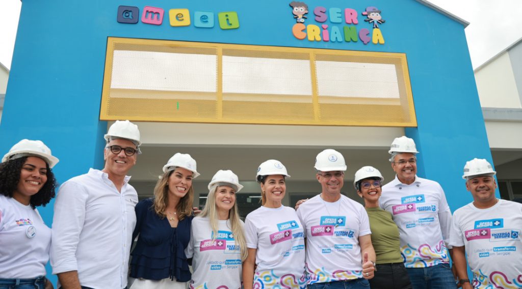 Governo de Sergipe vistoria fase final da 1ª creche-escola do Ameei em Lagarto