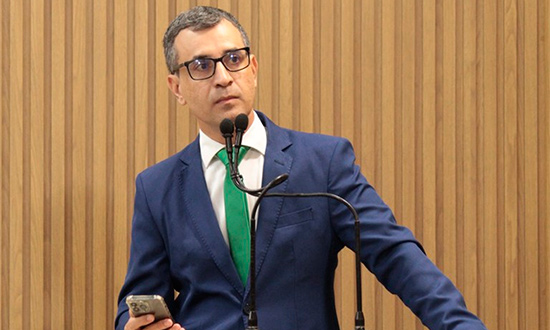 Lúcio Flávio deixa presidência do PL em Aracaju após conflito de funções