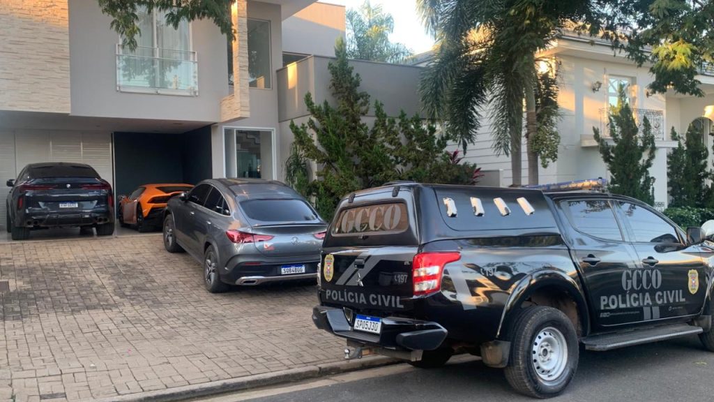 Lamborghini de R$ 3,8 mi esconde dívidas milionárias em operação policial em SE