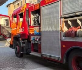 Pane elétrica em carro incendeia residência e deixa seis intoxicados em Aracaju