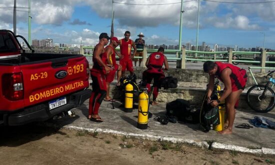 Pescador desaparece após mergulho no Rio Sergipe próximo ao Terminal Hidroviário