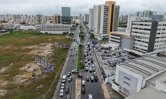 Avenida Geraldo Barreto Sobral recebe recapeamento com obras noturnas em Aracaju