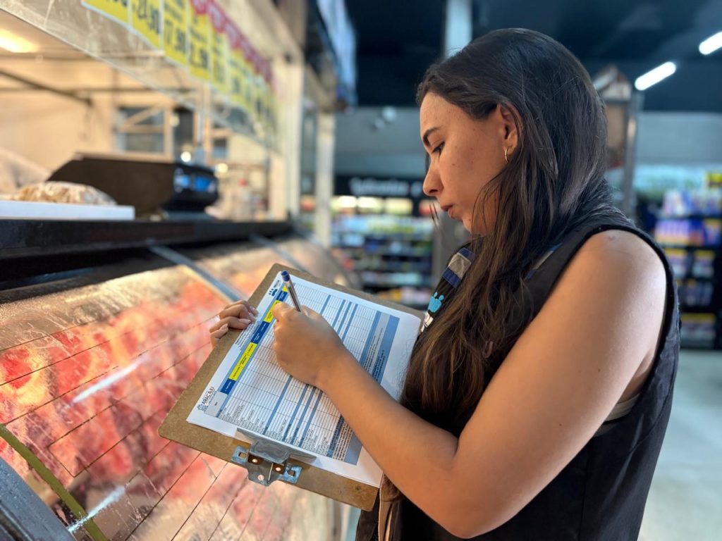Procon Aracaju mapeia preços de carnes em 10 estabelecimentos da capital