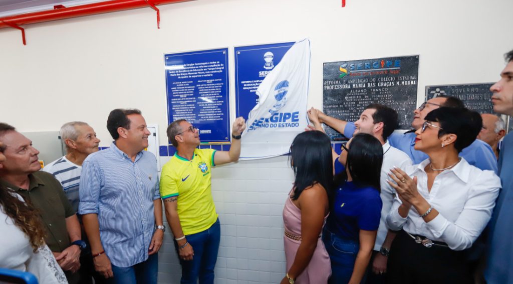 Sergipe investe R$ 8 mi em escola reformada e estádio em Itabi
