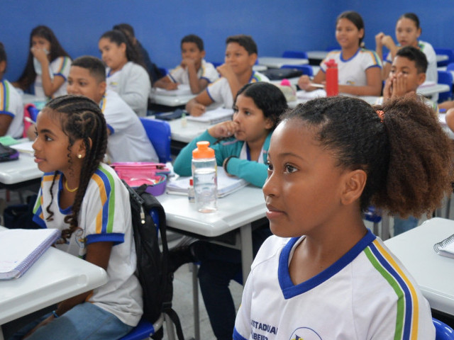 Sergipe recebe Selo Ouro por avanços na alfabetização no 2º ano do Ensino Fundamental