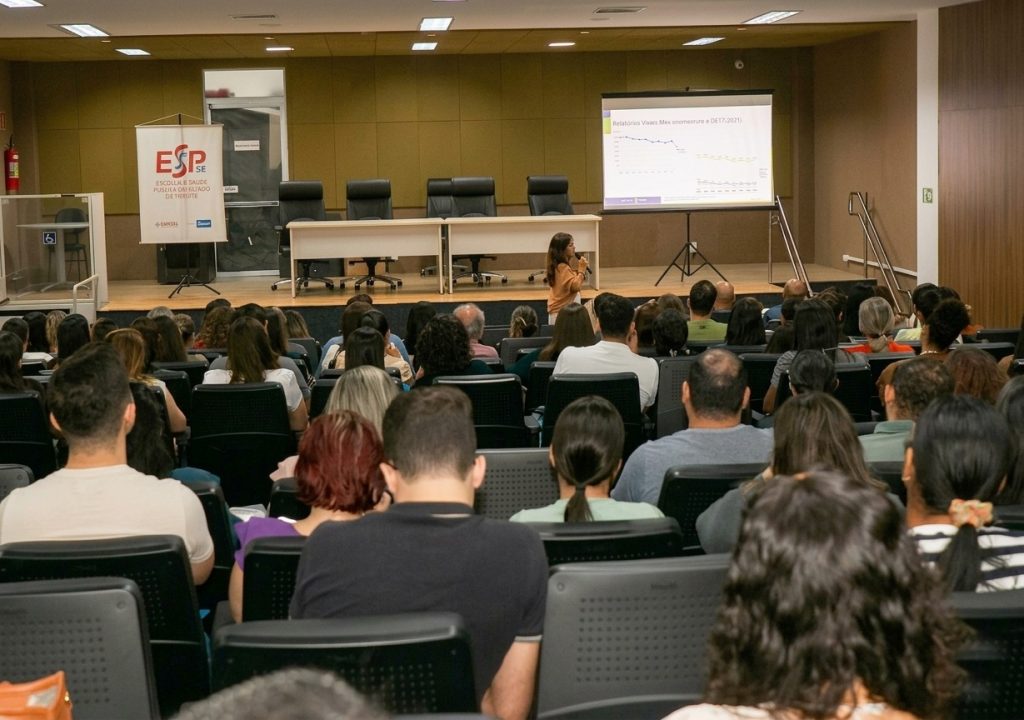 SES capacita profissionais de saúde para fortalecer pré-natal em Sergipe