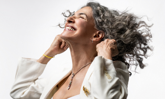 Simone traz show sobre o feminino ao Teatro Tobias Barreto em agosto