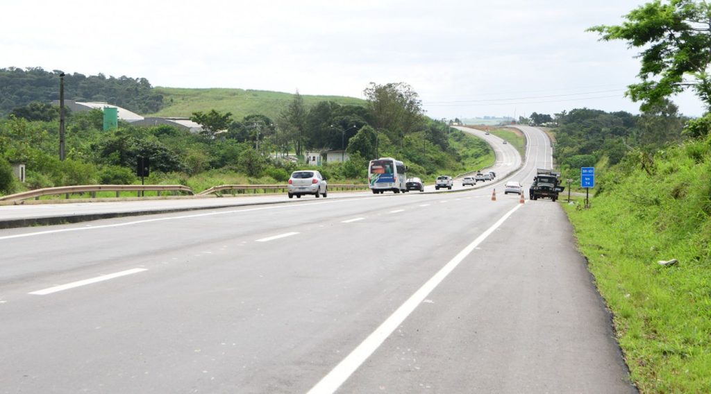 Trânsito na BR-101 em Maruim passa a operar em sistema de pare e siga