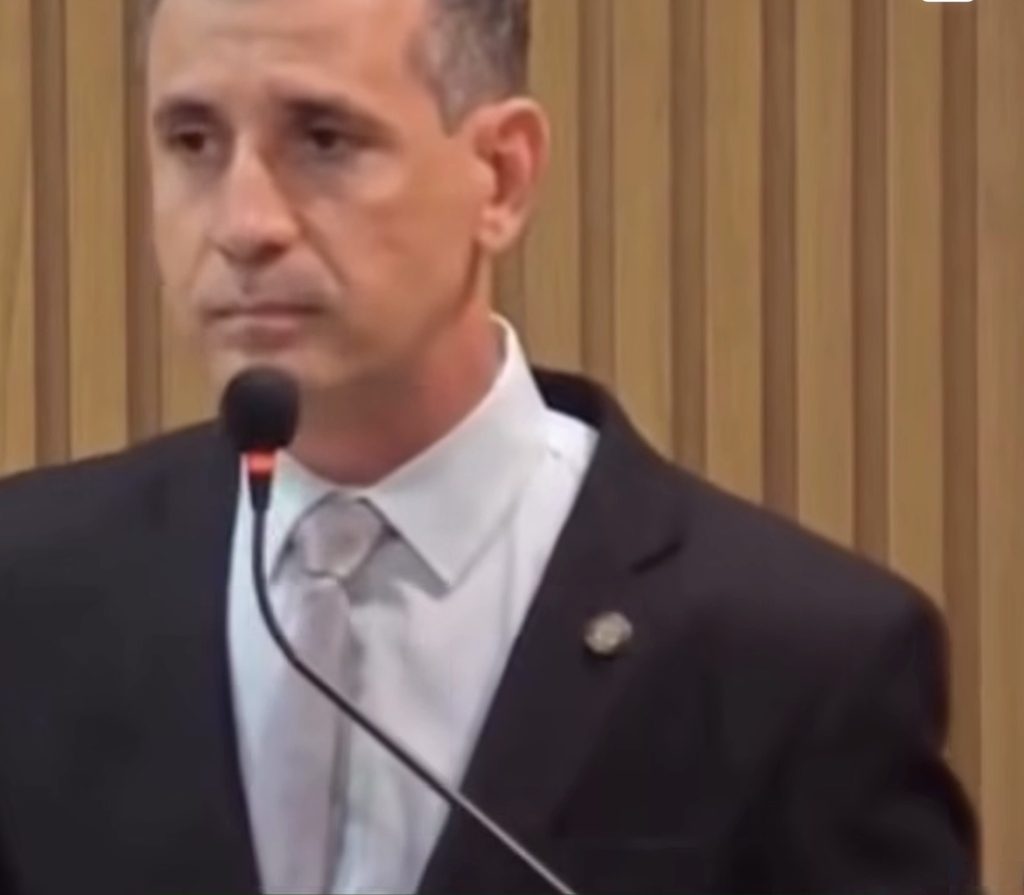 Vereador Lúcio Flávio deixa presidência do PL em Aracaju