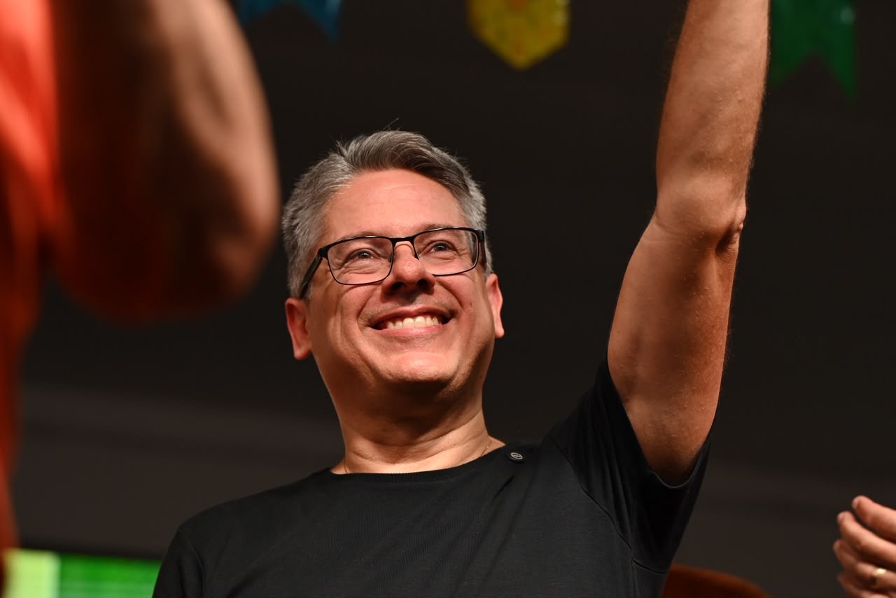 Alessandro Vieira oficializa candidatura ao Senado por Sergipe em 2026