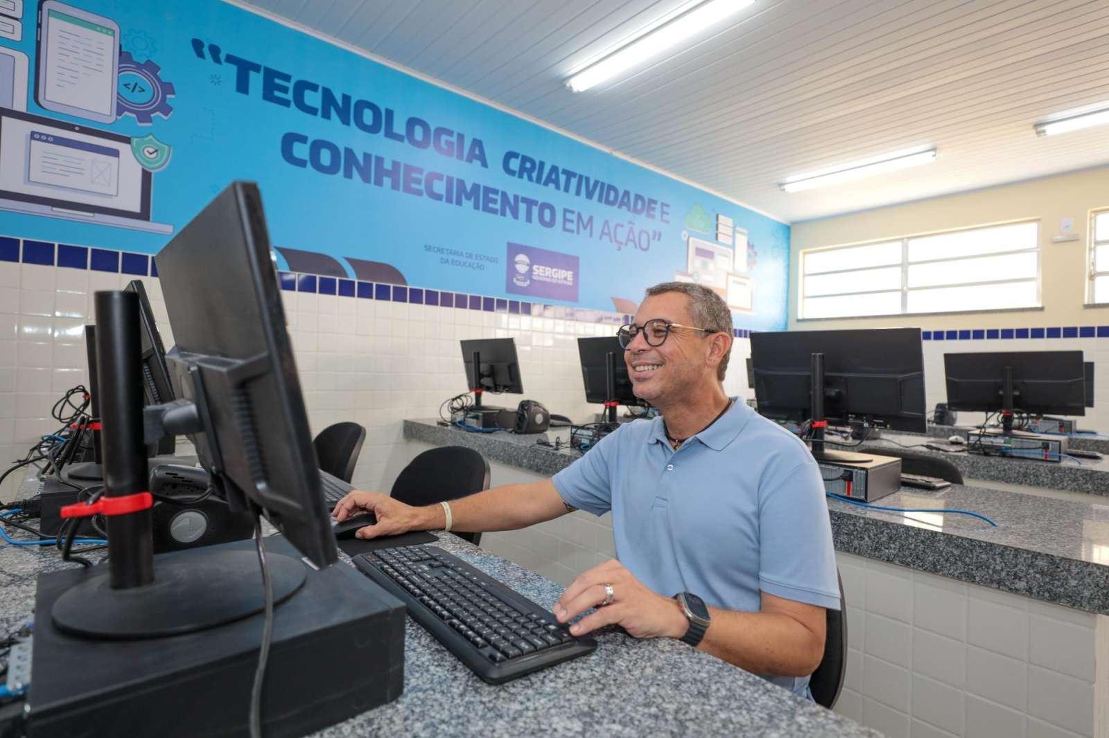 Governo de Sergipe aplica R$ 272,8 mi em escolas e entrega 101 obras