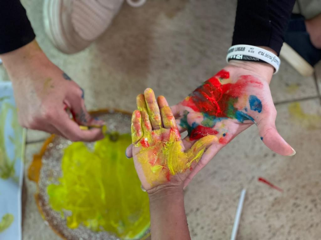 Projeto Férias Voluntárias leva música e arte a crianças acolhidas em Aracaju