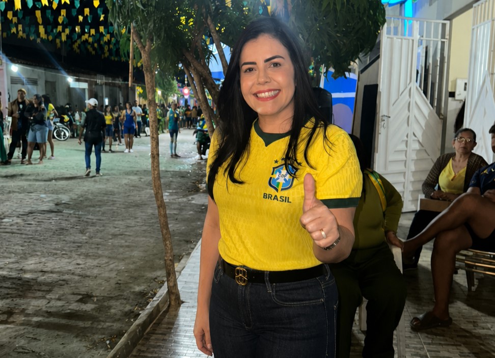 W1: Emanuelly Hora é citada por sergipanos em pesquisa para a Câmara