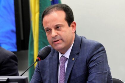 Candidato defende prisão perpétua para feminicidas em Sergipe