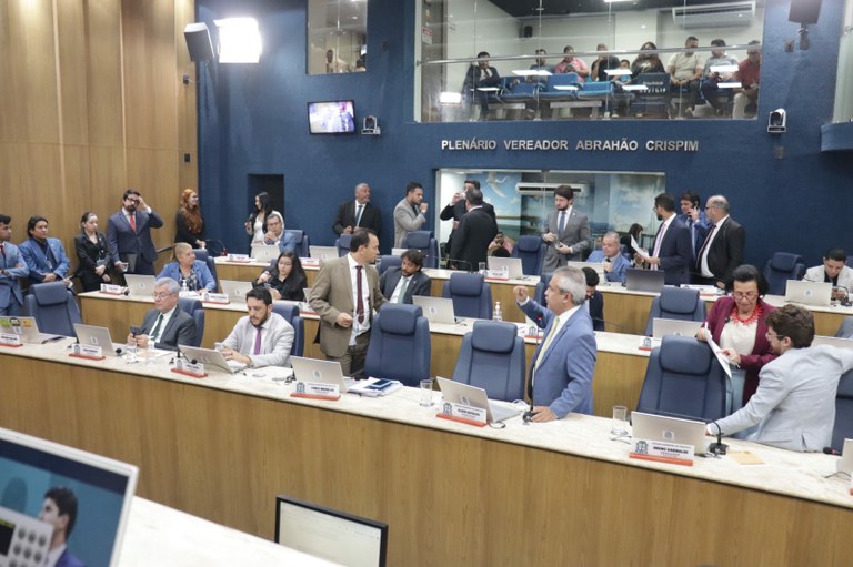 CPI das Concessões em Aracaju agenda reunião para investigar permissões