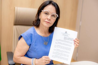 Emília Corrêa troca comandos de Seplog e Emsurb em Aracaju