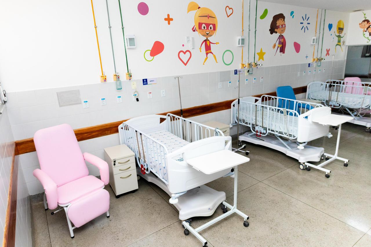 Fábio Mitidieri amplia leitos de UTI e reforma hospitais do interior sergipano