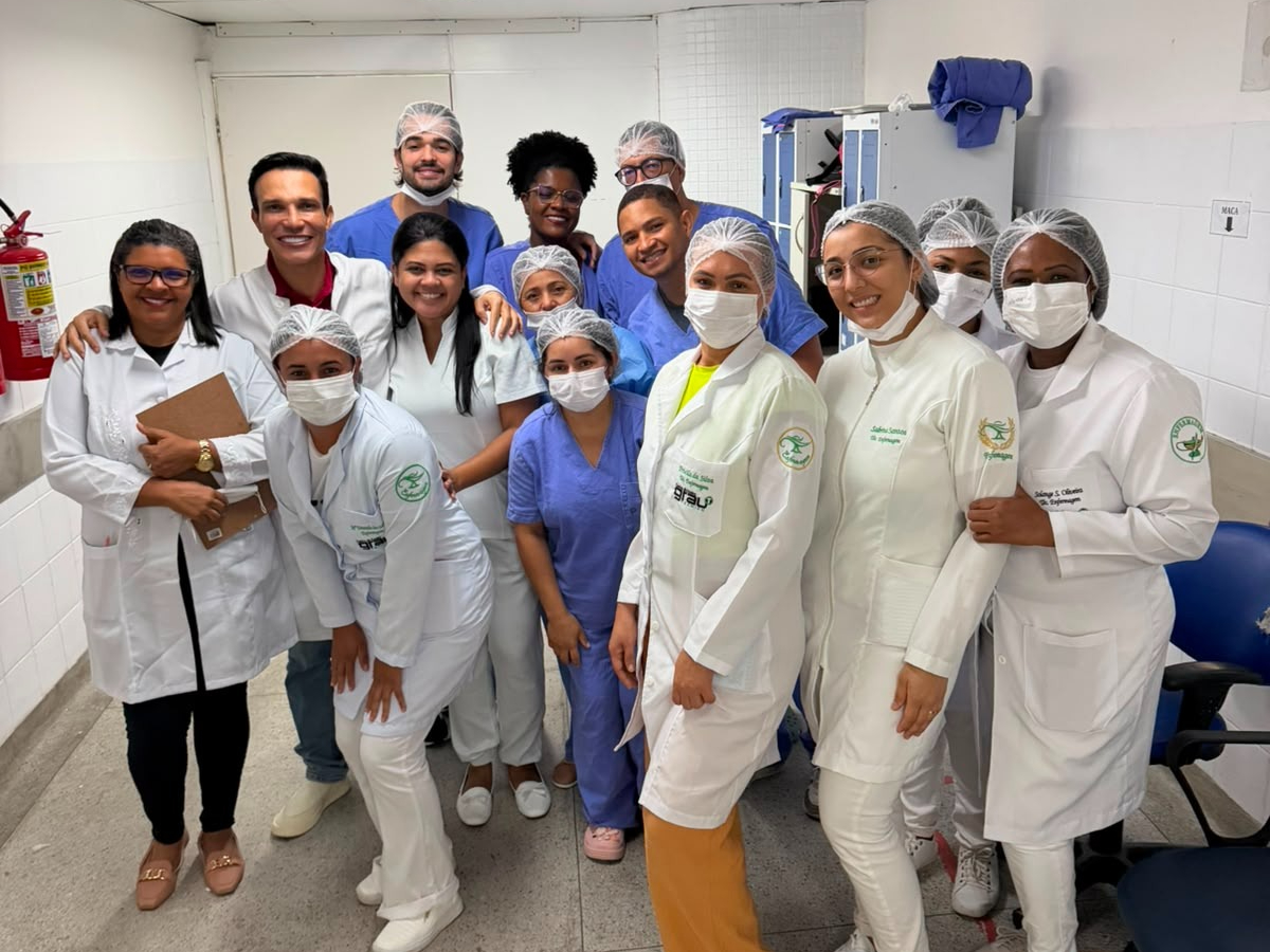 Huse capacita equipes para agilizar atendimento a pacientes com AVC
