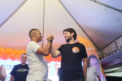 Jorginho Araujo reforça alianças em encontro do vereador Byron em Aracaju