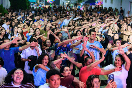 Missionário Shalom reúne multidão em festa religiosa no Triunfo
