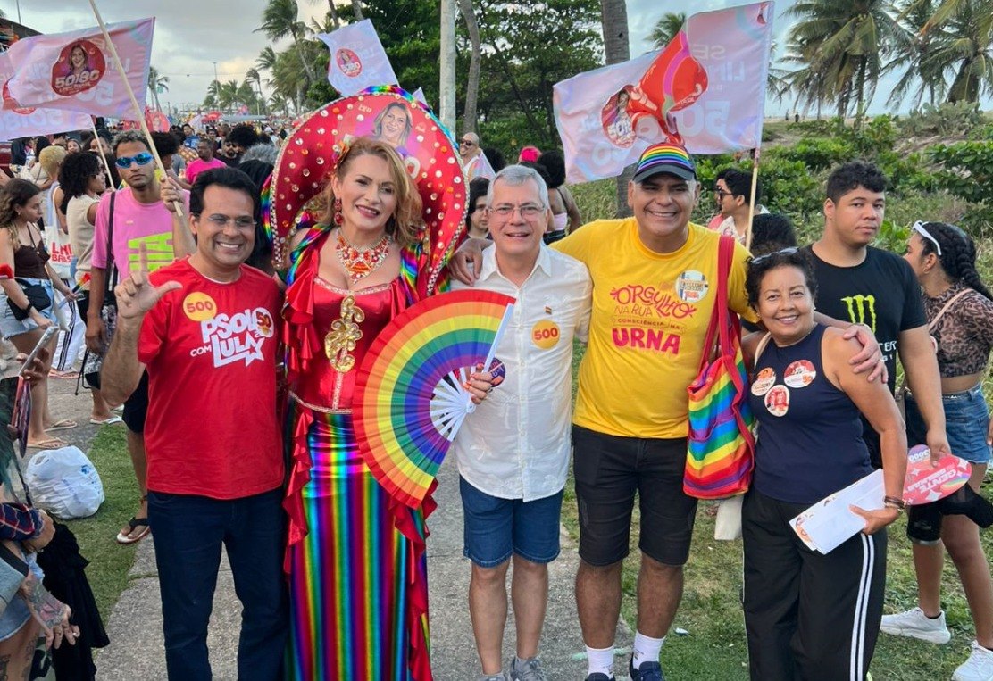 “A diversidade é linda”, diz Linda Brasil na 25ª Parada LGBT+ de Sergipe