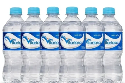 Anvisa interdita água mineral da marca Vitoriosa por conter coliformes