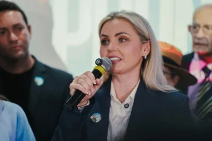 Clariana Barão prioriza propostas de proteção à mulher e à infância