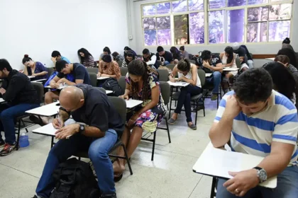 Inep divulga gabarito oficial do Encceja 2026; saiba como conferir
