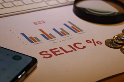 Mercado reduz projeção da Selic para 13,50%