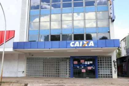 Trabalhadores da Caixa decidem na próxima semana sobre fim da greve