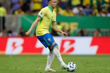 Wesley é cortado e Vanderson é convocado para amistosos da Seleção