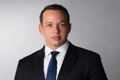 Andress Amadeus recorre a Cícero para responder a Flávio Dino sobre corrupção na Justiça