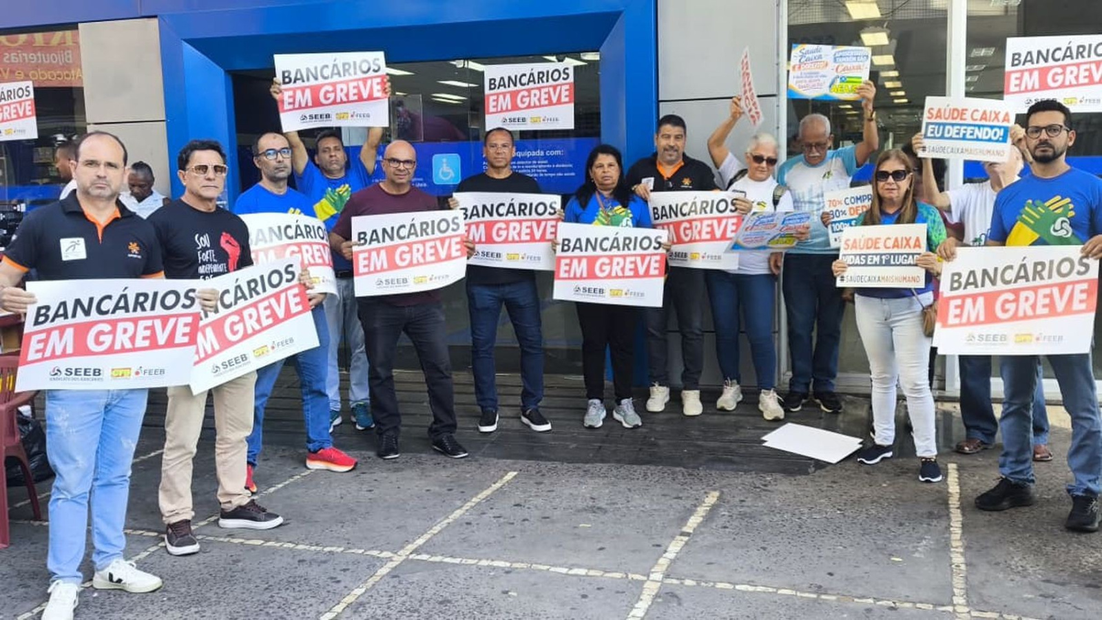 Bancários do BB e da Caixa iniciam greve por tempo indeterminado em Sergipe