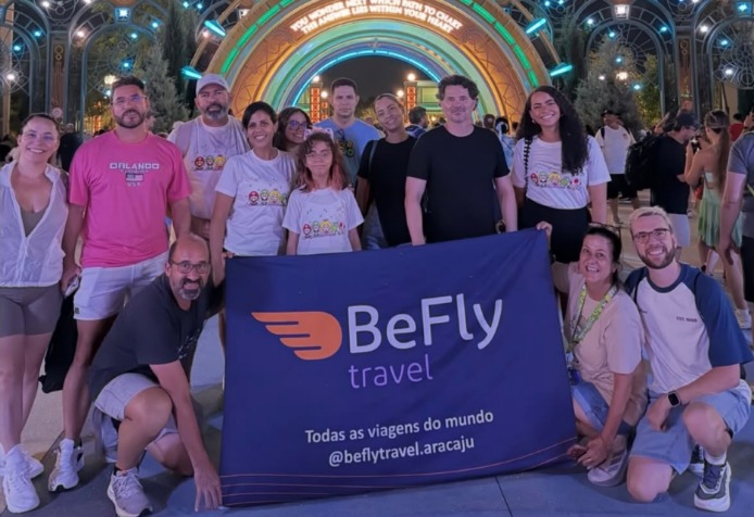 Acompanhamento presencial é diferencial de grupos de viagem a Orlando da BeFly Travel