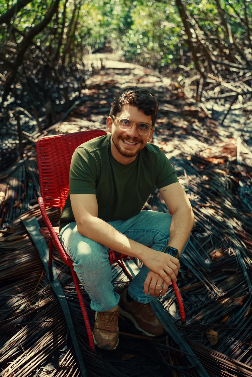 Breno Garibalde aposta em papel reciclado e QR Code para reduzir impacto da campanha
