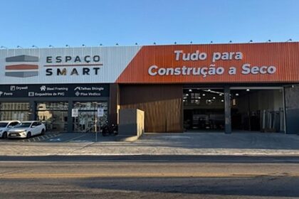 Fachada da loja da Espaço Smart em Aracaju