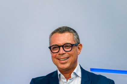 Na TV Sergipe, Fábio Mitidieri fala sobre concessão da água e cobra tempo da população